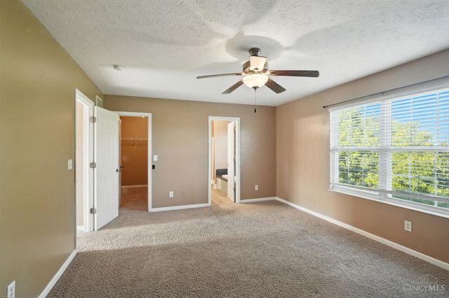 809 Ginger Ridge Drive, Trenton, OH 45067