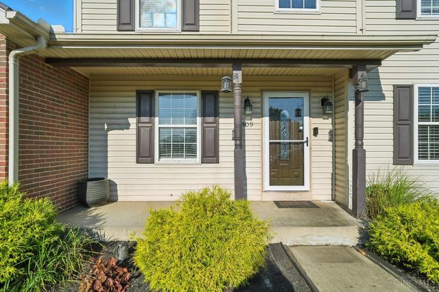 809 Ginger Ridge Drive, Trenton, OH 45067
