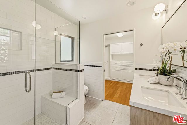 11357 Aqua Vista Street, Studio City (los Angeles), CA 91602