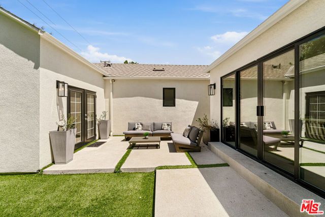 11357 Aqua Vista Street, Studio City (los Angeles), CA 91602