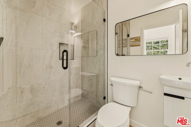 11357 Aqua Vista Street, Studio City (los Angeles), CA 91602