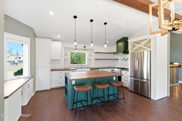 2395 N Kelso Lane, Palmer, AK 99645