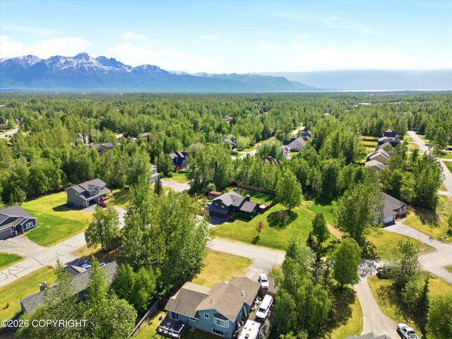 2395 N Kelso Lane, Palmer, AK 99645
