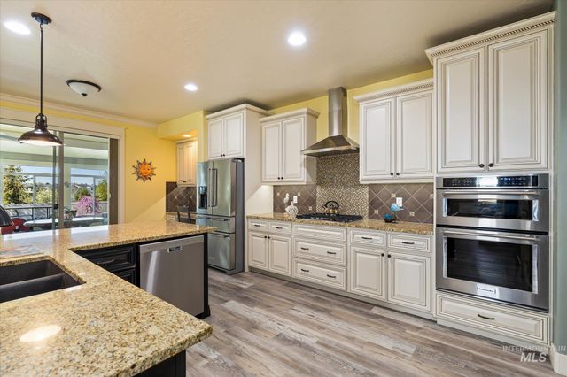 11303 W Victoria Ct, Nampa, ID 83686