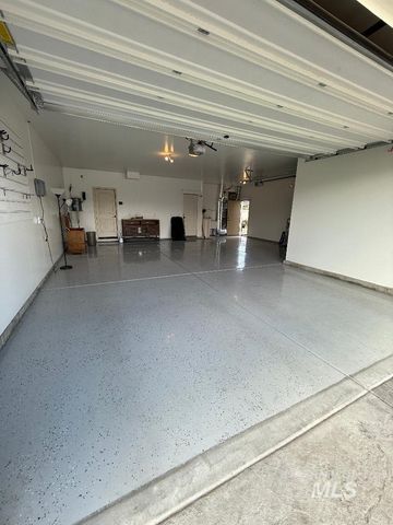 11303 W Victoria Ct, Nampa, ID 83686
