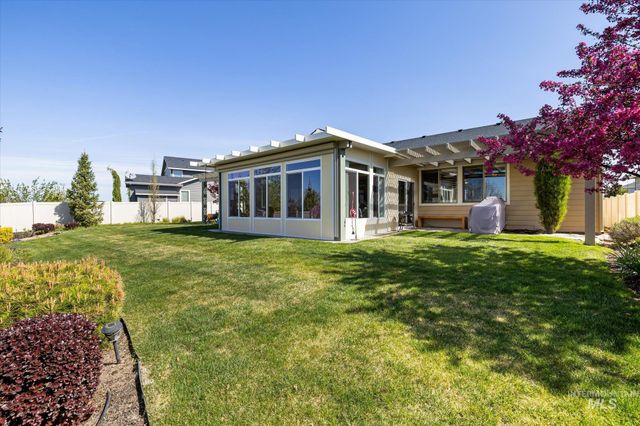 11303 W Victoria Ct, Nampa, ID 83686