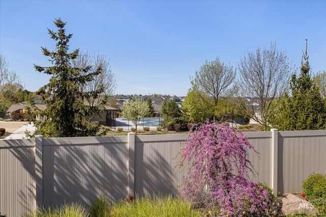 11303 W Victoria Ct, Nampa, ID 83686