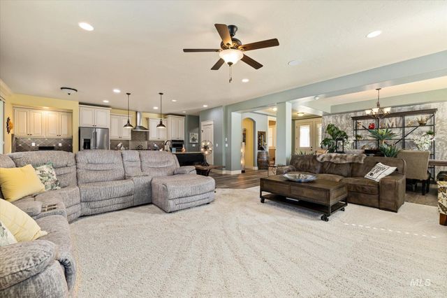 11303 W Victoria Ct, Nampa, ID 83686