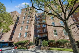 2427 E 29th St Apt 5A, New York City, NY 11235