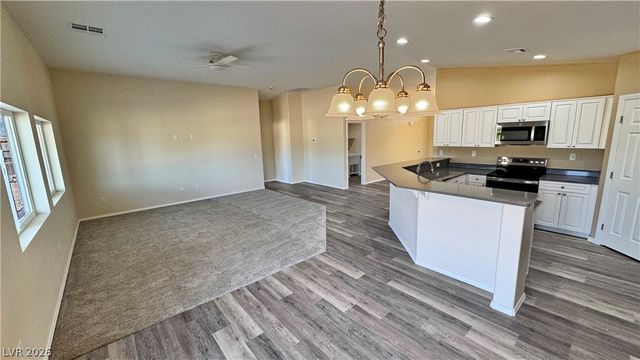 3001 Spy Glass Avenue, Pahrump, NV 89048