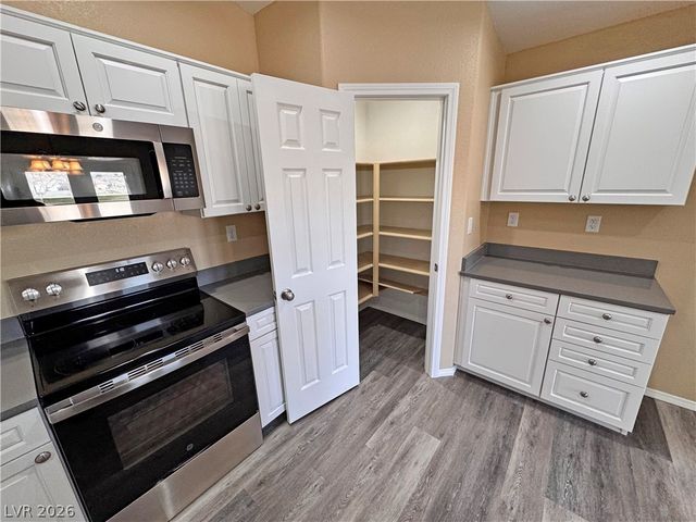 3001 Spy Glass Avenue, Pahrump, NV 89048