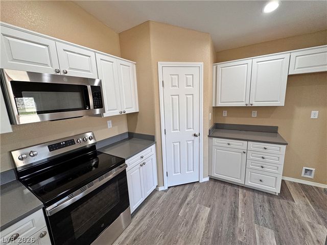 3001 Spy Glass Avenue, Pahrump, NV 89048