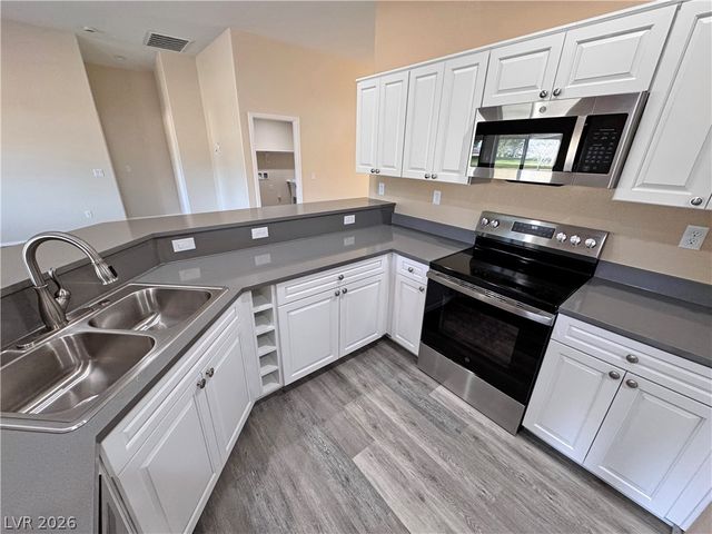 3001 Spy Glass Avenue, Pahrump, NV 89048