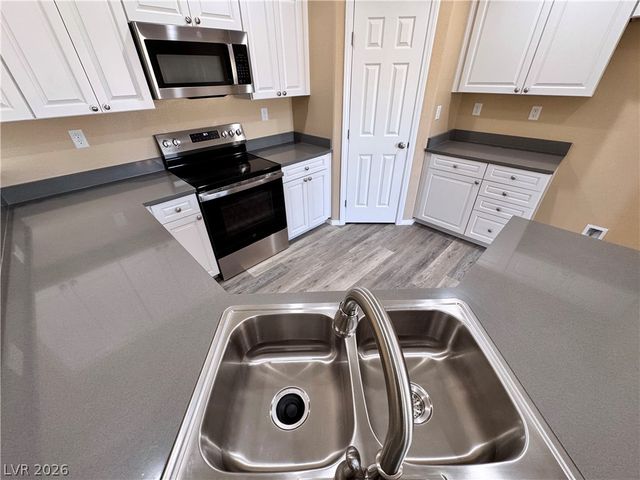 3001 Spy Glass Avenue, Pahrump, NV 89048