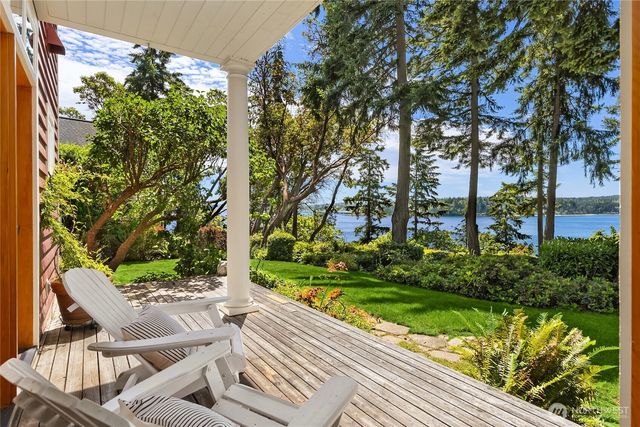 1427 Fort Ward Hill Road NE, Bainbridge Island, WA 98110