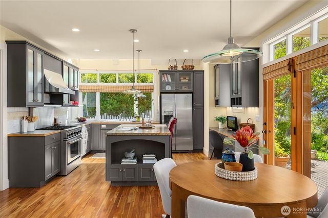 1427 Fort Ward Hill Road NE, Bainbridge Island, WA 98110