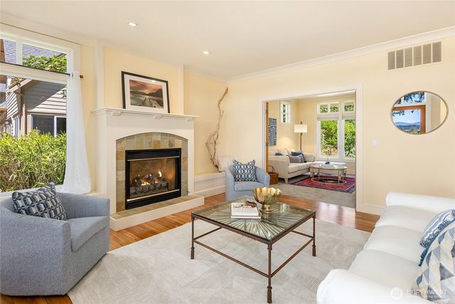 1427 Fort Ward Hill Road NE, Bainbridge Island, WA 98110