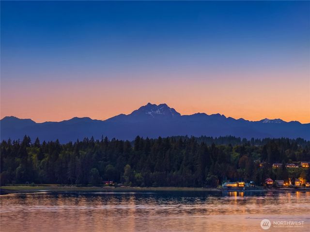 1427 Fort Ward Hill Road NE, Bainbridge Island, WA 98110