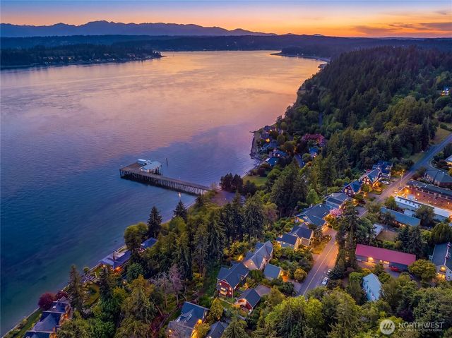 1427 Fort Ward Hill Road NE, Bainbridge Island, WA 98110