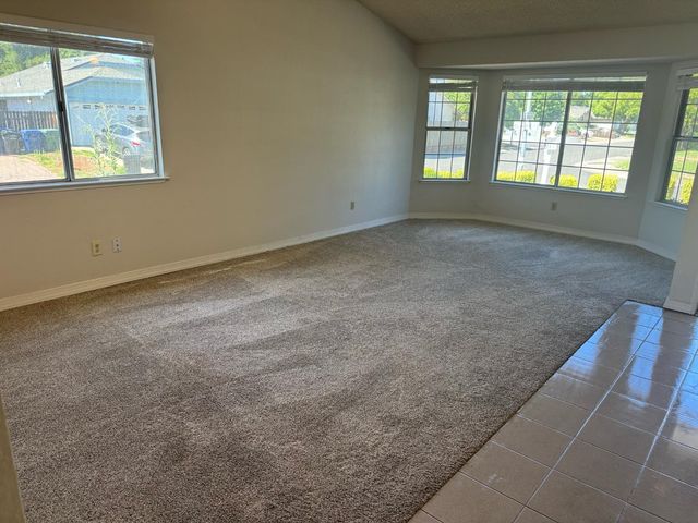 4800 Clarity Ct, Sacramento, CA 95842