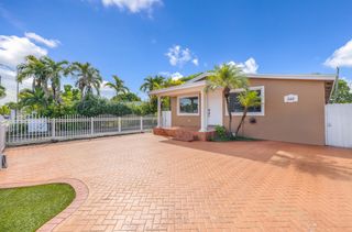 242 W 19TH Street, Hialeah, FL 33010