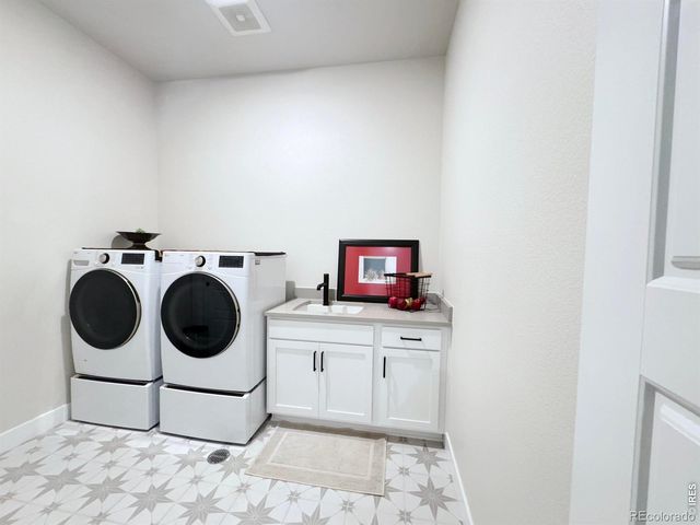 1727 Barefoot Drive, Windsor, CO 80550