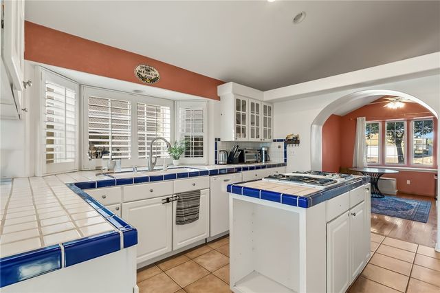 2092 E Desert Lakes Drive, Fort Mohave, AZ 86426