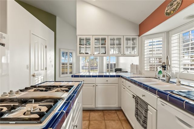 2092 E Desert Lakes Drive, Fort Mohave, AZ 86426