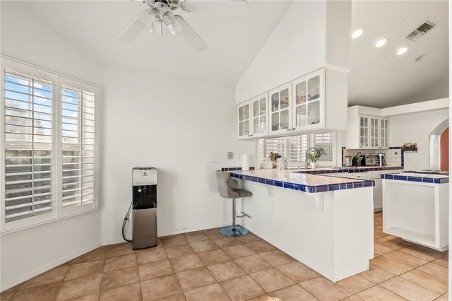 2092 E Desert Lakes Drive, Fort Mohave, AZ 86426