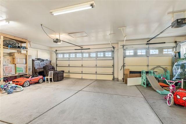 2092 E Desert Lakes Drive, Fort Mohave, AZ 86426