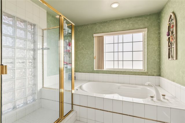 2092 E Desert Lakes Drive, Fort Mohave, AZ 86426