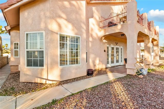 2092 E Desert Lakes Drive, Fort Mohave, AZ 86426