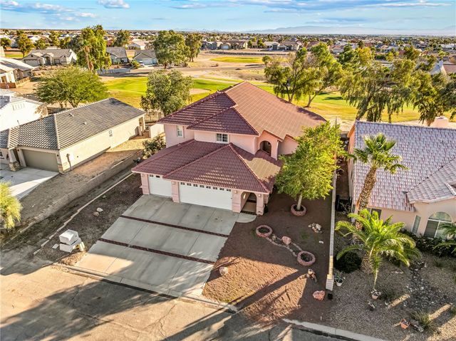 2092 E Desert Lakes Drive, Fort Mohave, AZ 86426