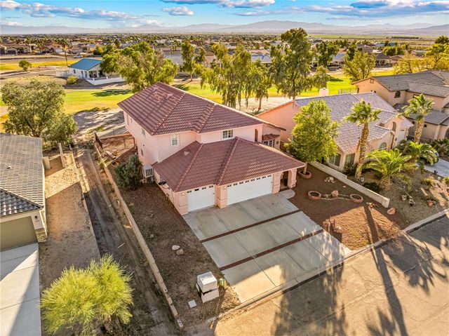 2092 E Desert Lakes Drive, Fort Mohave, AZ 86426