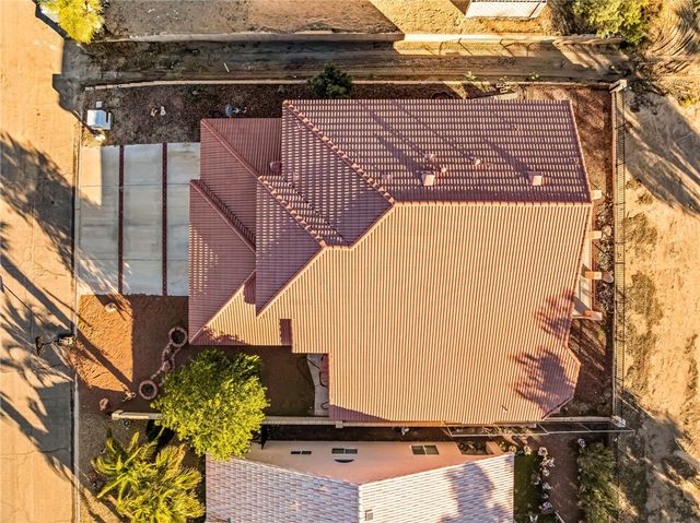 2092 E Desert Lakes Drive, Fort Mohave, AZ 86426