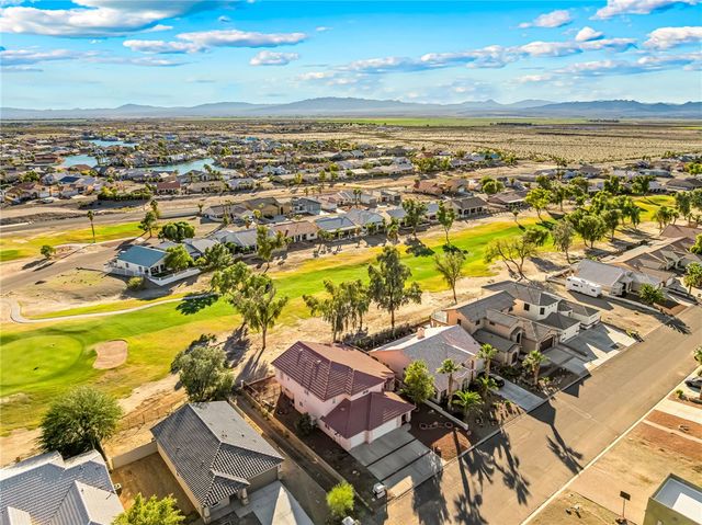 2092 E Desert Lakes Drive, Fort Mohave, AZ 86426