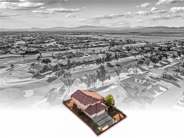 2092 E Desert Lakes Drive, Fort Mohave, AZ 86426