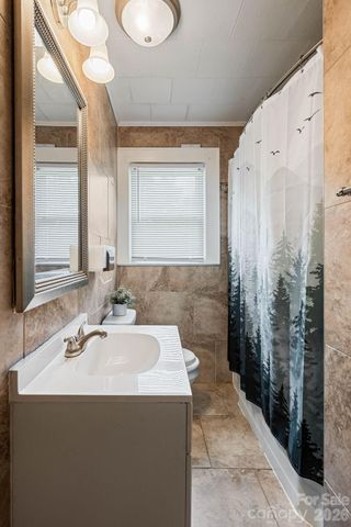 1674 Harris Henrietta Road, Forest City, NC 28043