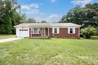 1674 Harris Henrietta Road, Forest City, NC 28043