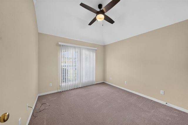 202 Northcreek Drive, Chandler, TX 75758