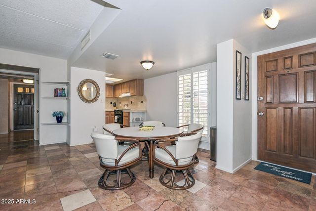 7402 E CAREFREE Drive 214, Carefree, AZ 85377