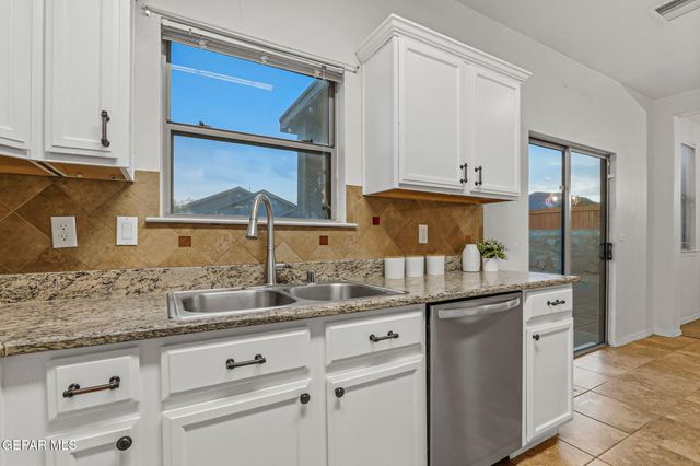 5024 Copper Ranch Avenue, El Paso, TX 79934