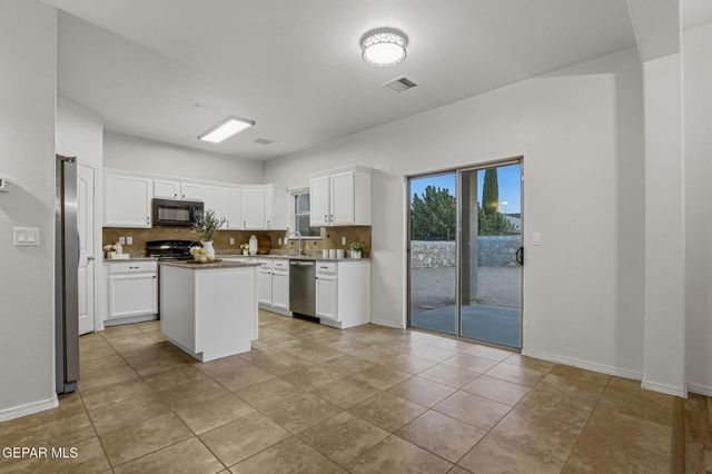 5024 Copper Ranch Avenue, El Paso, TX 79934