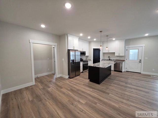 549 S Cutler Avenue, Sugar City, ID 83448