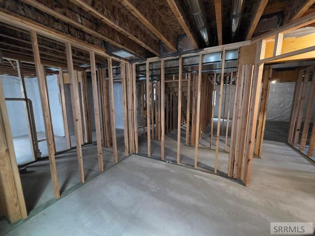 549 S Cutler Avenue, Sugar City, ID 83448