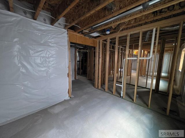 549 S Cutler Avenue, Sugar City, ID 83448