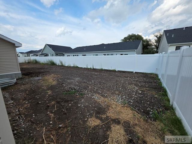 549 S Cutler Avenue, Sugar City, ID 83448