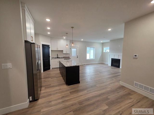 549 S Cutler Avenue, Sugar City, ID 83448