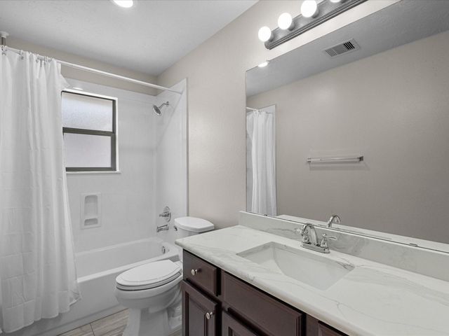 1711 Yucca Court, League City, TX 77573