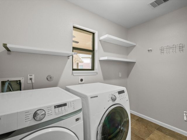 1711 Yucca Court, League City, TX 77573